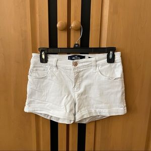 Hollister White Low Rise Shorts Size 5